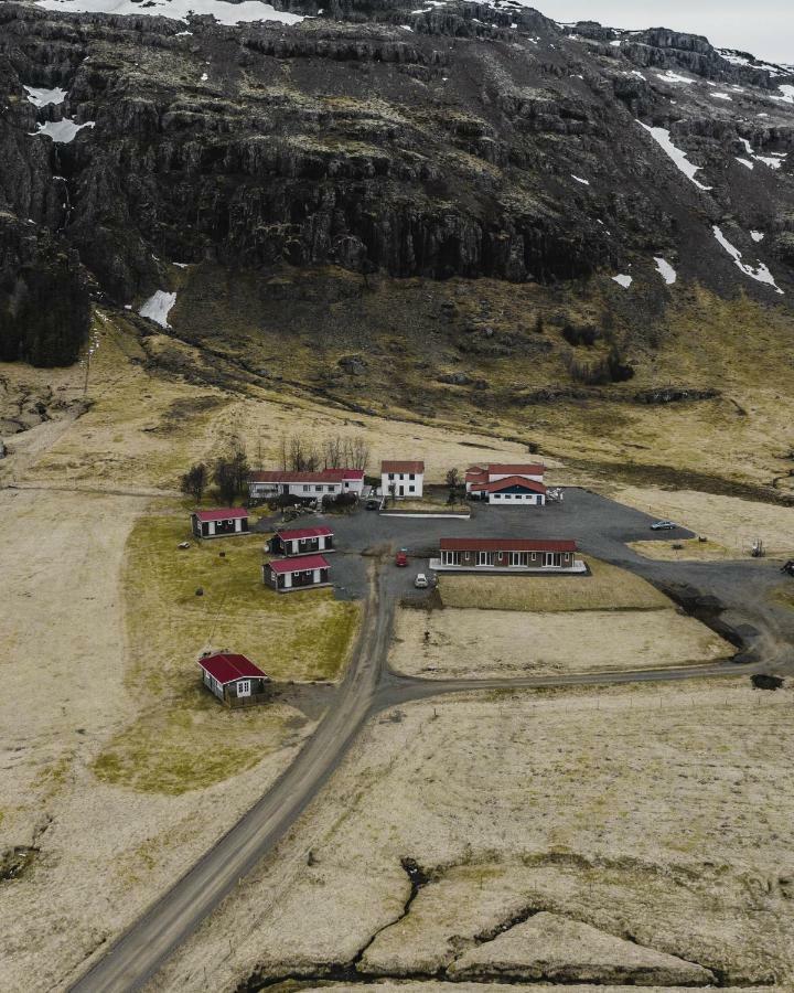 Guesthouse Skálafell Exterior foto